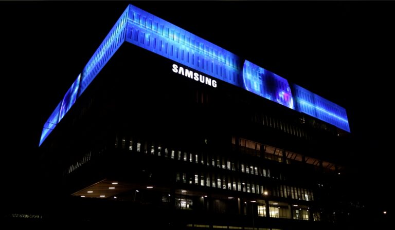 Go2 Productions Samsung Semicondoctor, Projection Mapping, Super Bowl 4